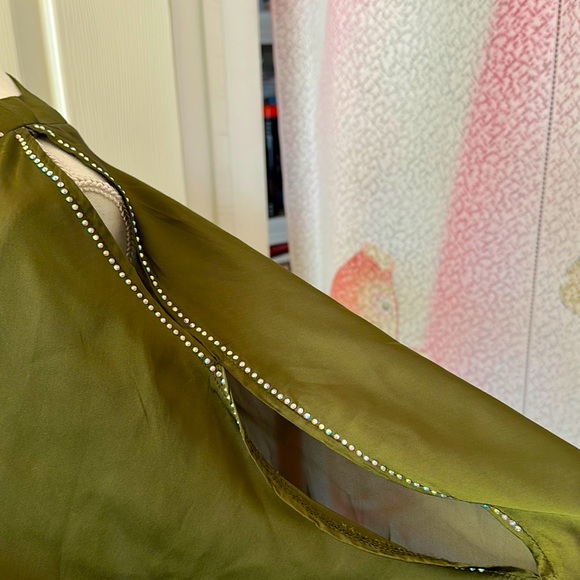 NWOT Rosa Rose sequin Blouse size L - Picture 3 of 4